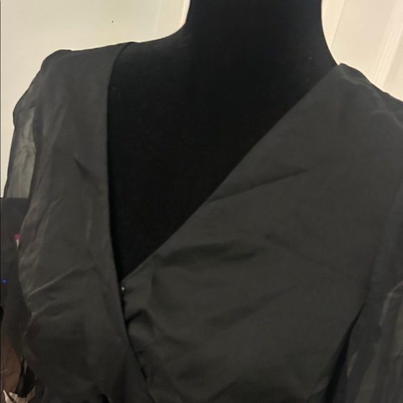 NWT Cupshe Black and Cream Long Sleeve Dress - Picture 9 of 9